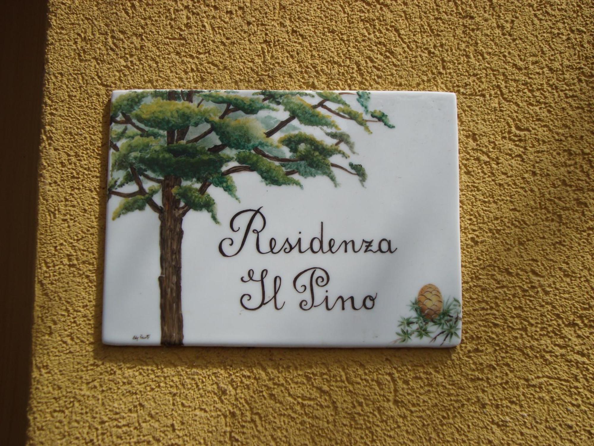 Residence Il Pino Σαρόνο Εξωτερικό φωτογραφία