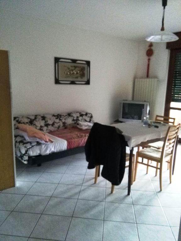 Residence Il Pino Σαρόνο Εξωτερικό φωτογραφία
